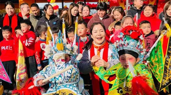 DNA動了！娃們也“吼”起了老腔！